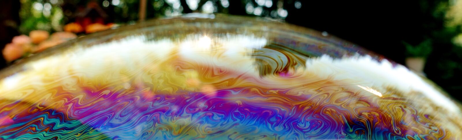 Sony DSC-RX100M5 sample photo. Soap bubble, color, colorful photography