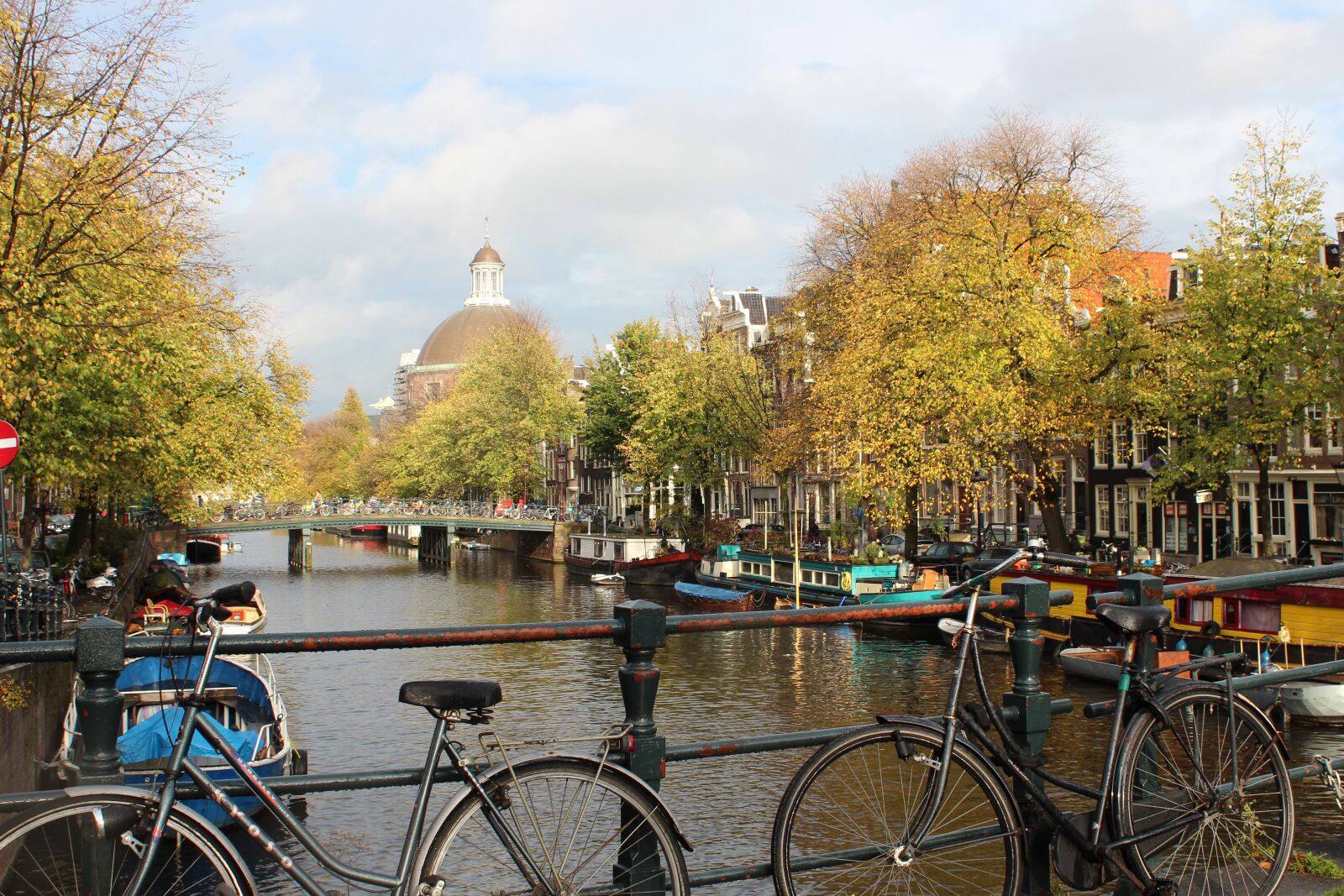 Canon EOS 600D (Rebel EOS T3i / EOS Kiss X5) sample photo. Amsterdam, bike, bridge photography