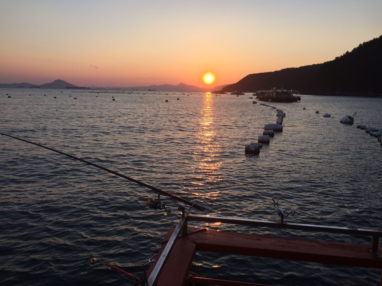 Apple iPhone 6 sample photo. Glow, sunset, line fishing photography