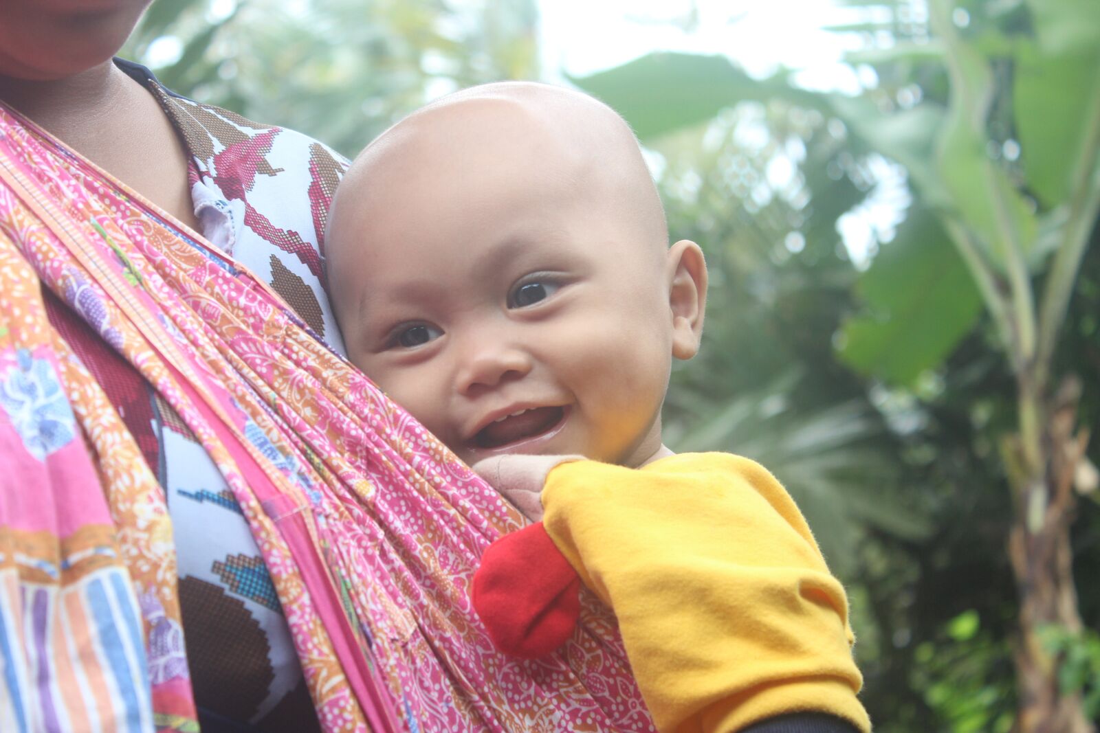 Canon EOS 600D (Rebel EOS T3i / EOS Kiss X5) sample photo. Young children, toddler, cute photography