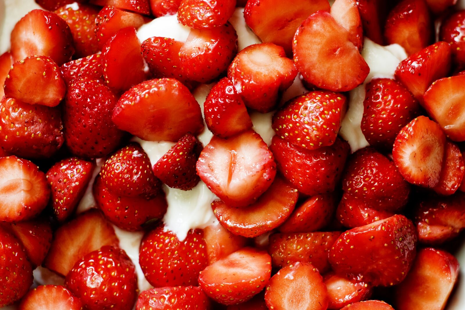 Nikon D90 sample photo. Strawberries, red, fruits photography
