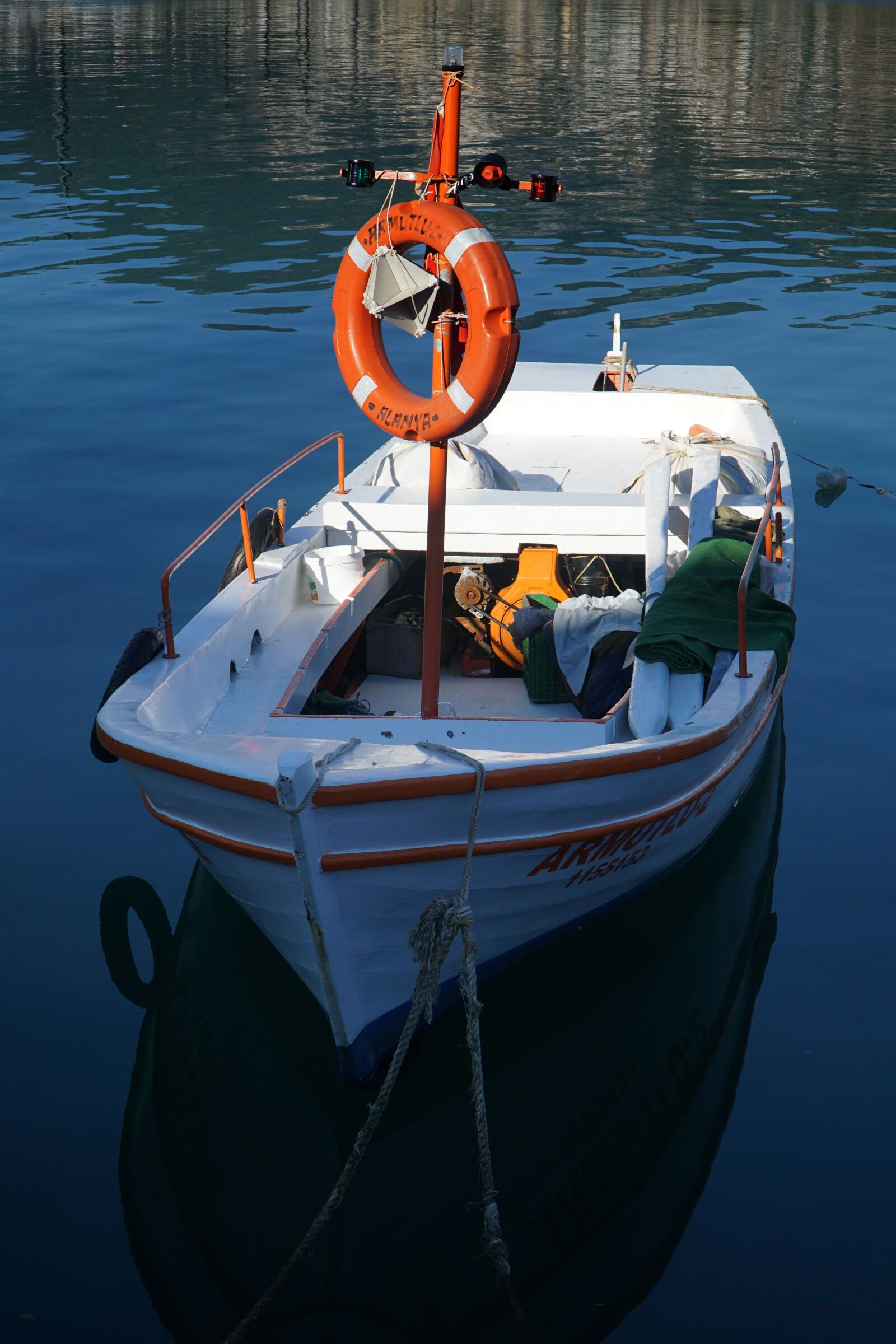 Sony a6000 + Sony E PZ 18-105mm F4 G OSS sample photo. Boat, marine, water photography