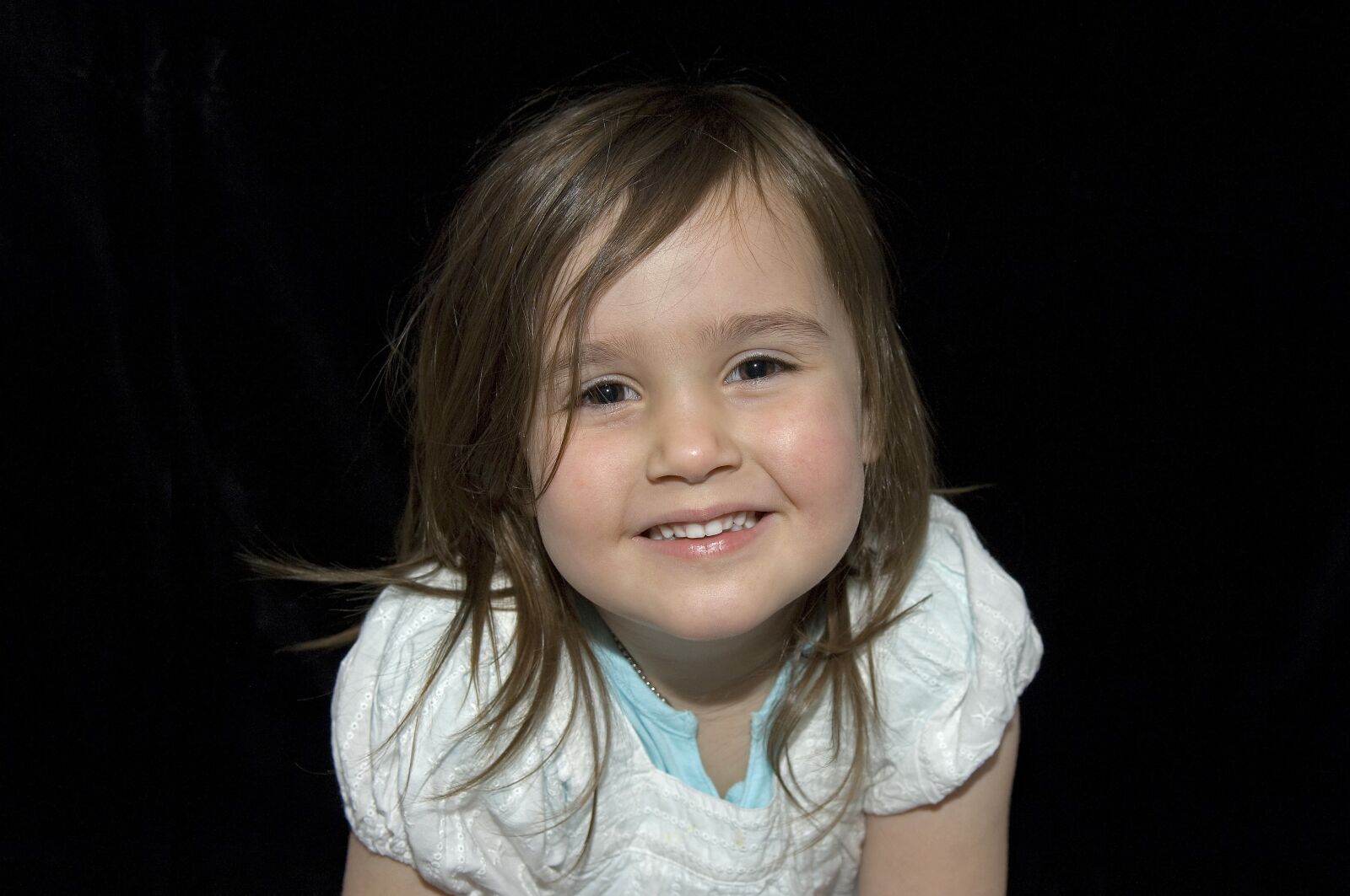 Nikon D2X sample photo. Smile, child, girl photography