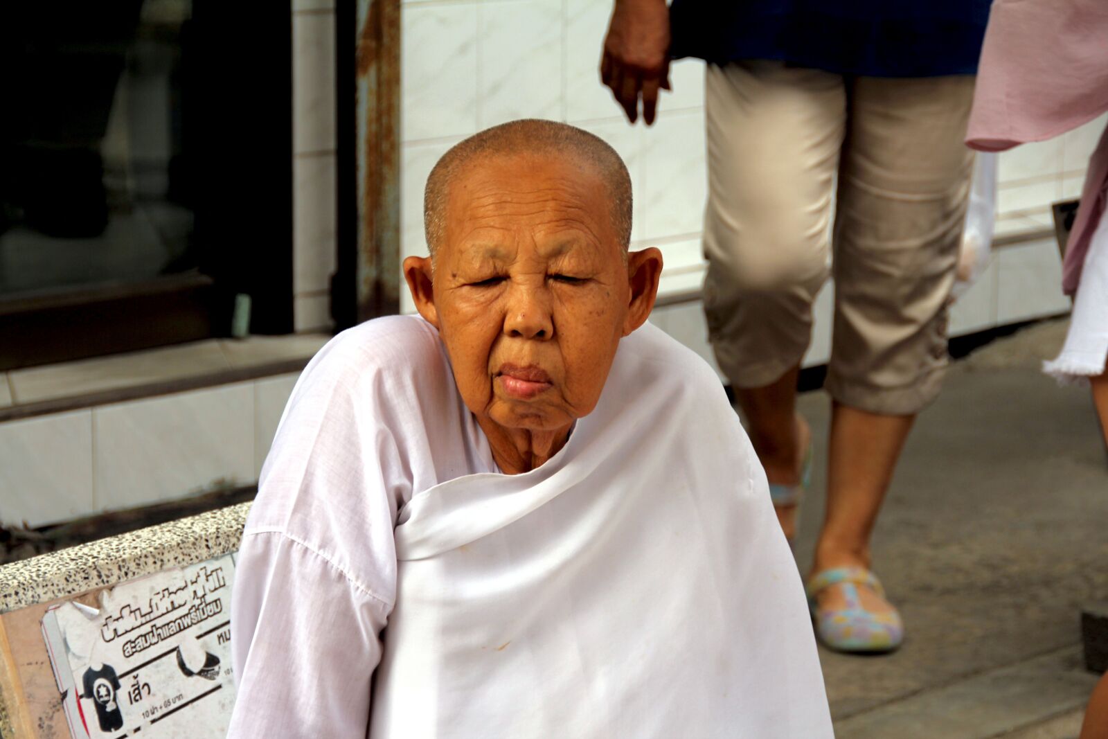 Canon EOS 60D sample photo. Monk, asia, buddhism photography