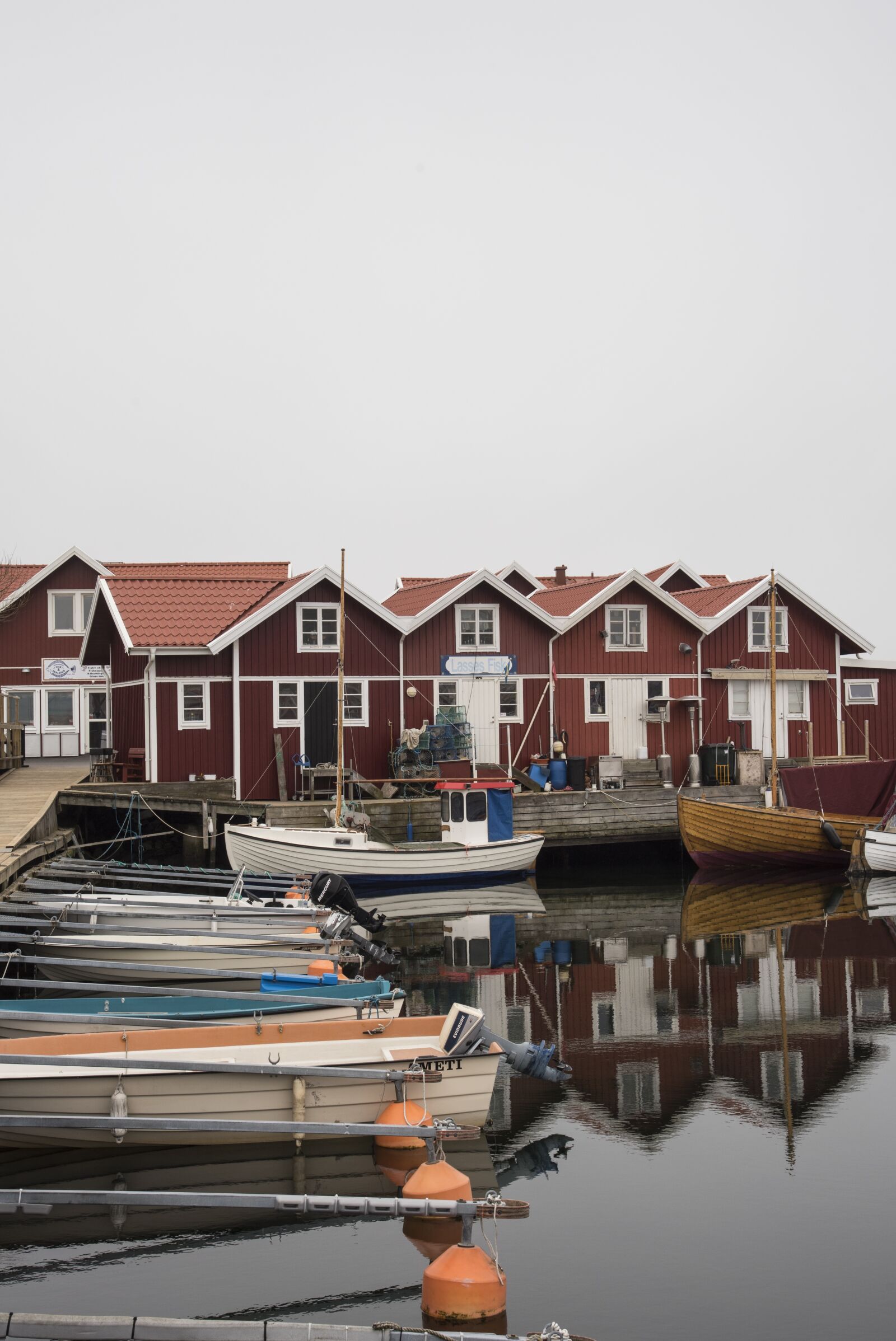 Nikon D750 sample photo. House, body of water photography