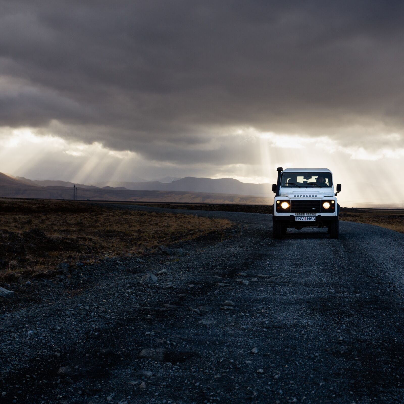 Canon EOS 6D + Canon EF 17-40mm F4L USM sample photo. Asphalt, automobile, automotive photography