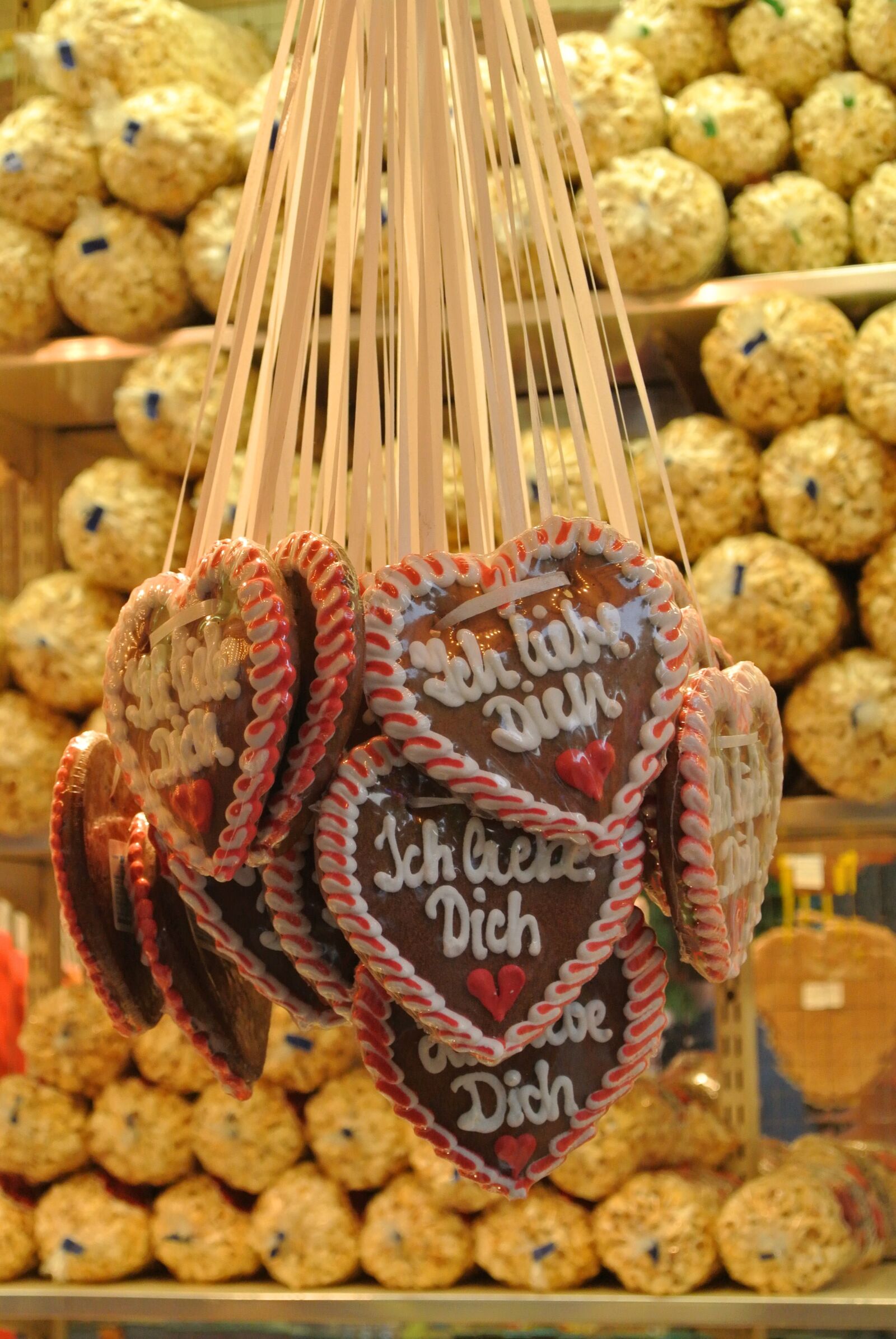 Nikon 1 J1 sample photo. Chocolate, sweet, funfair photography