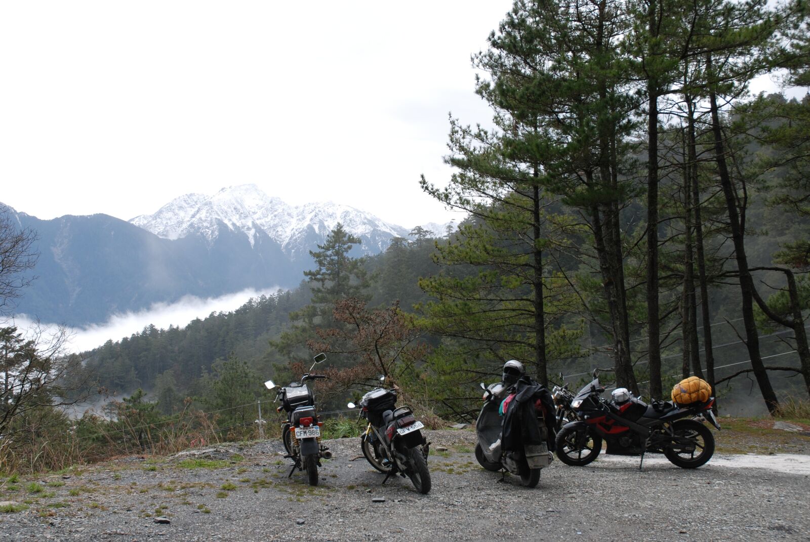 Nikon D80 sample photo. Taiwan, snow, motorcycle photography