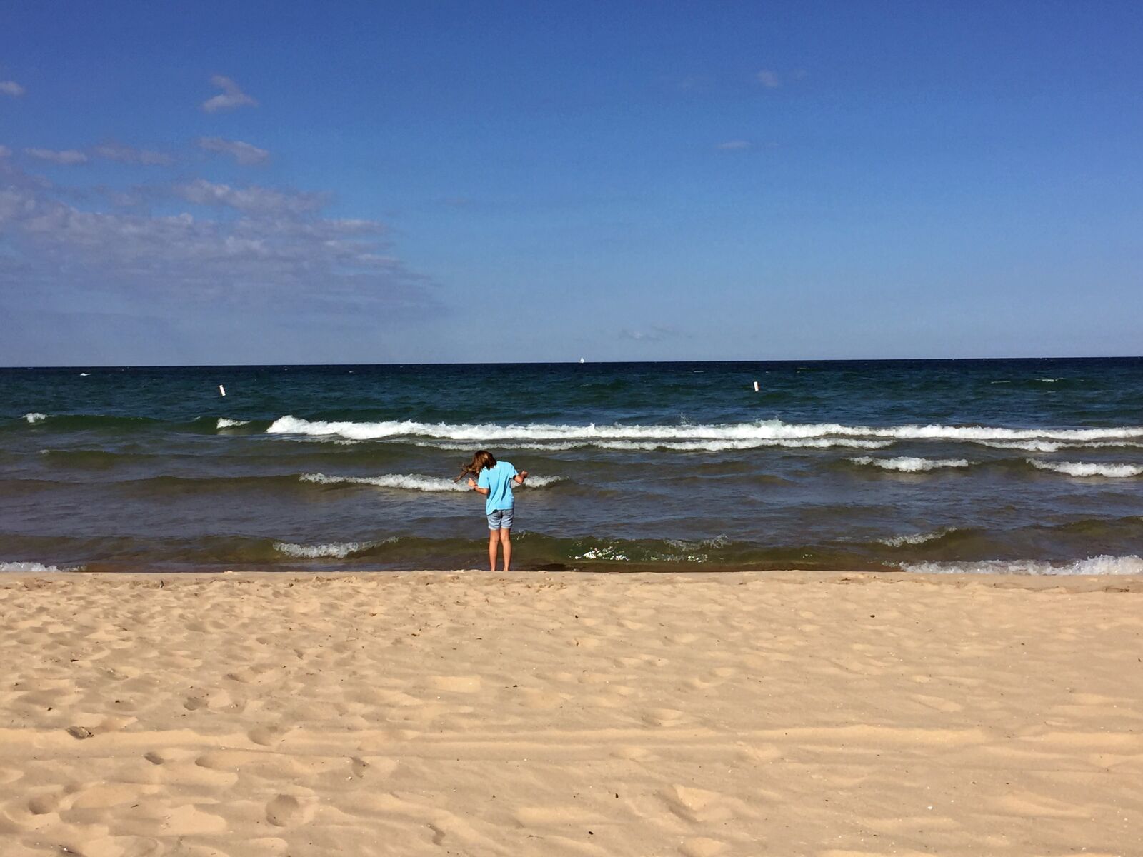 Apple iPhone 6 sample photo. Lake, beach, girl photography