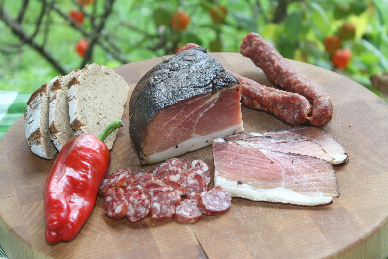 Canon EOS 50D sample photo. Meat, sausage, food photography