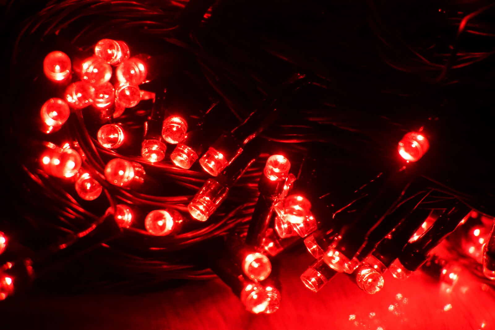Sony E 16-50mm F3.5-5.6 PZ OSS sample photo. Christmas, details, lights, macro photography