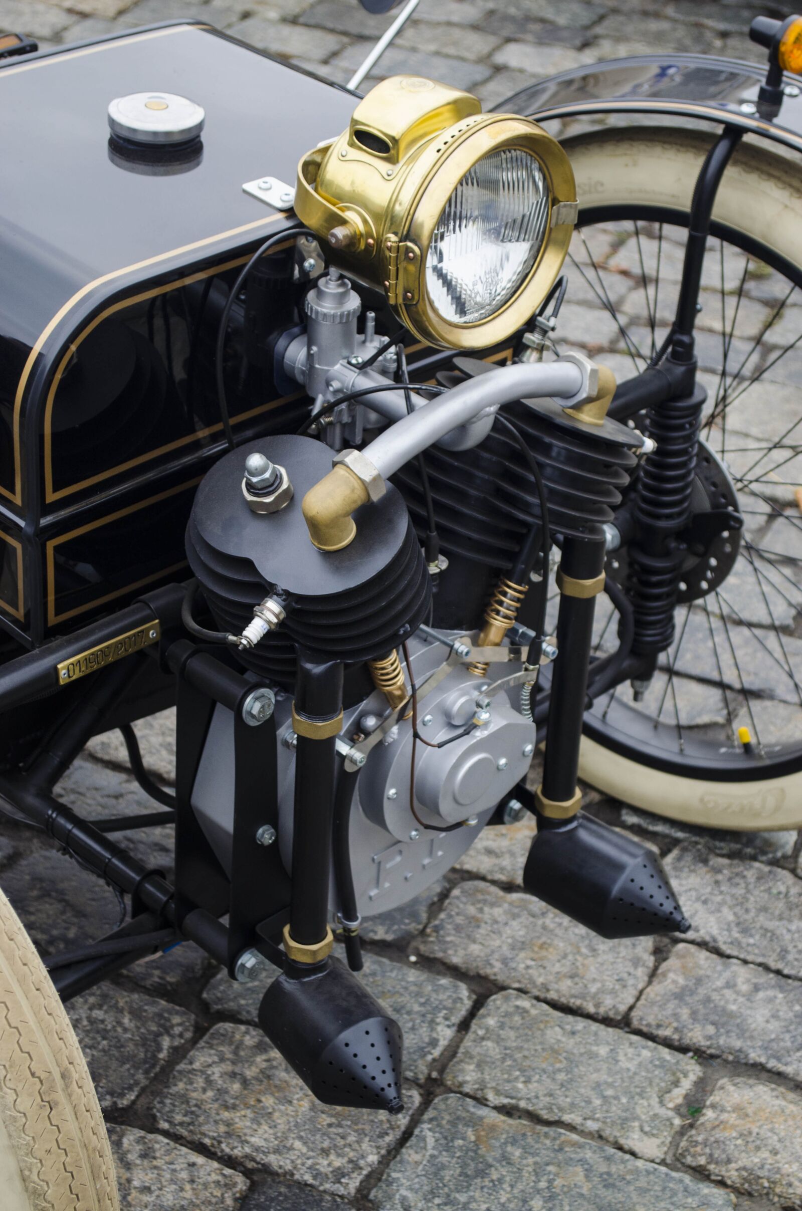 Nikon D5100 sample photo. Replica, vintage, engine photography