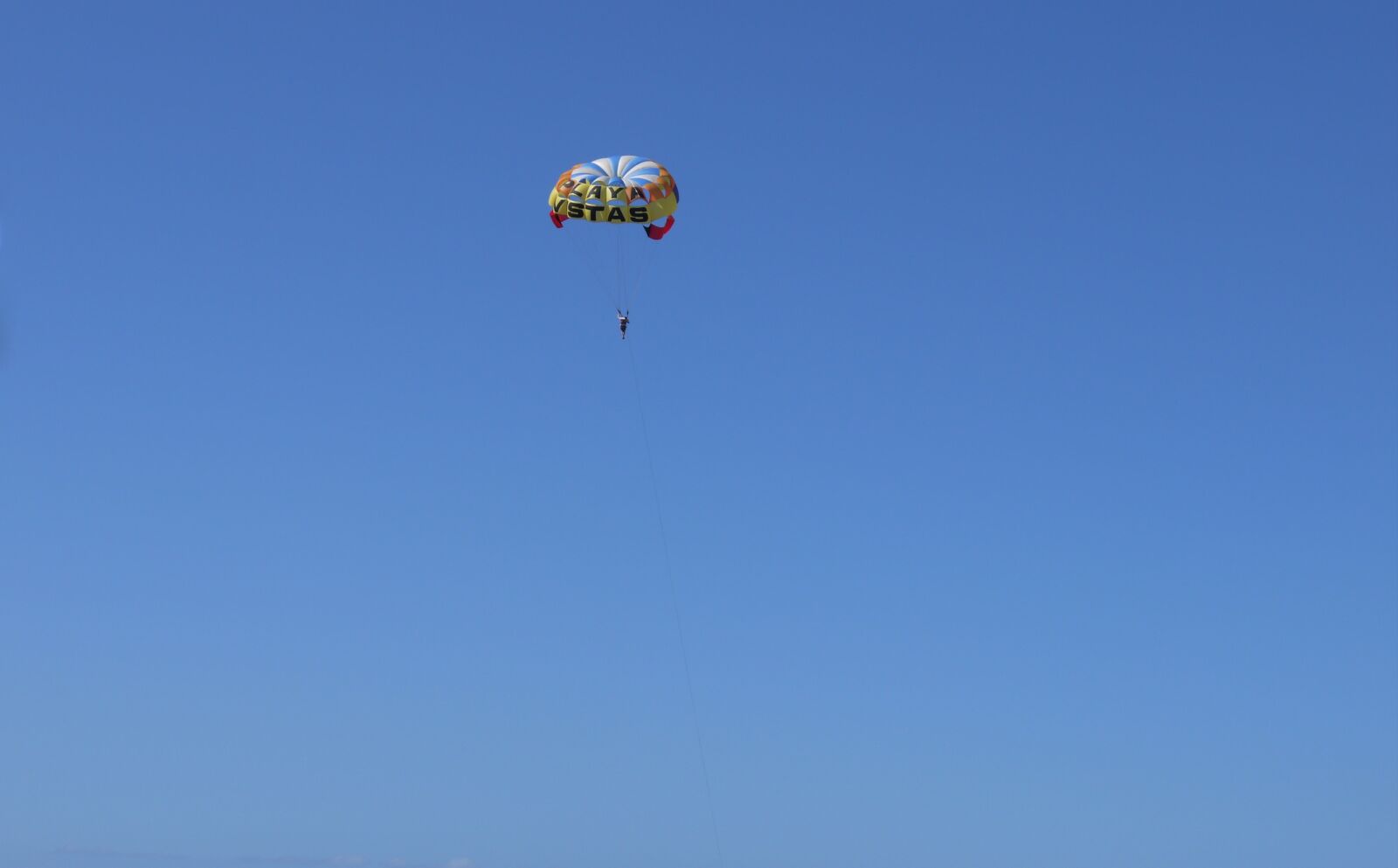 Panasonic Lumix DMC-GF3 sample photo. Parachute, blue sky, summer photography
