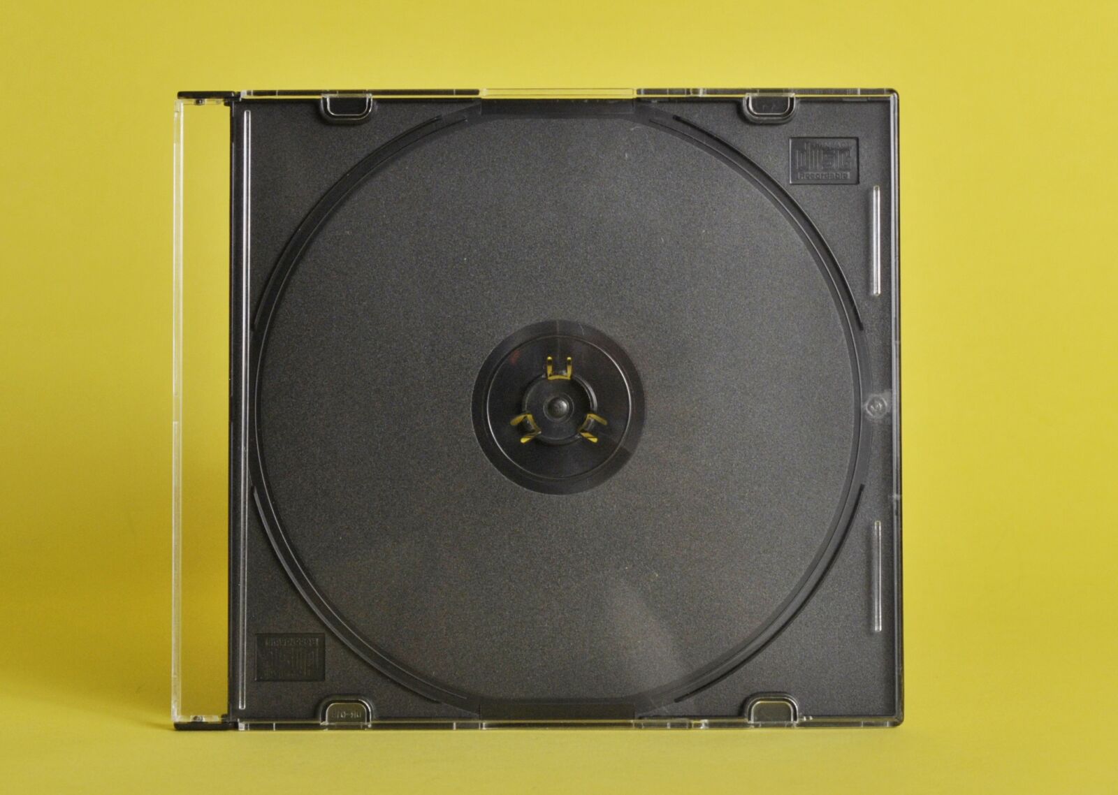 Nikon D3000 sample photo. Case cd, box cd photography
