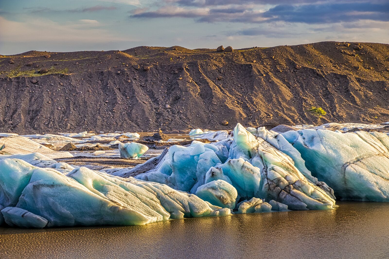 Canon EF-S 18-135mm F3.5-5.6 IS USM sample photo. The glacier, iceland, ice photography