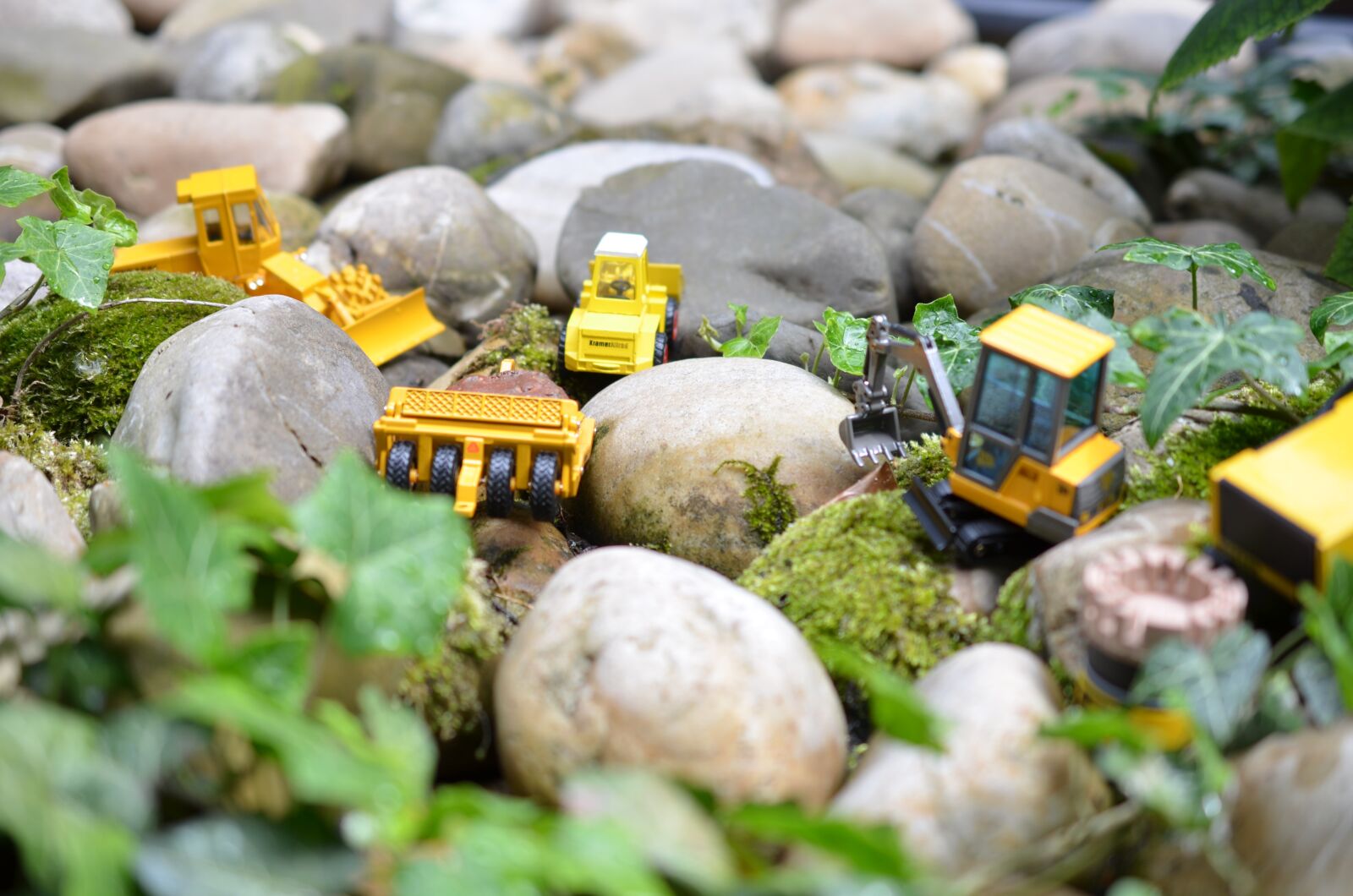 Nikon D5100 sample photo. Construction machinery, miniatures, construction photography