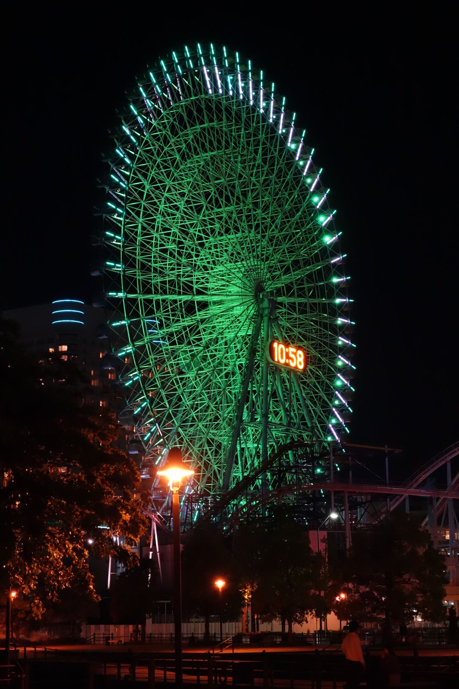 Sony Cyber-shot DSC-RX100 sample photo. Yokohama, ferris wheel, minato photography