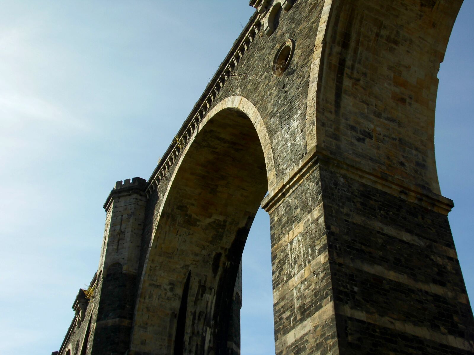 MEDION MD86824 sample photo. Bridge, stone arch bridge photography