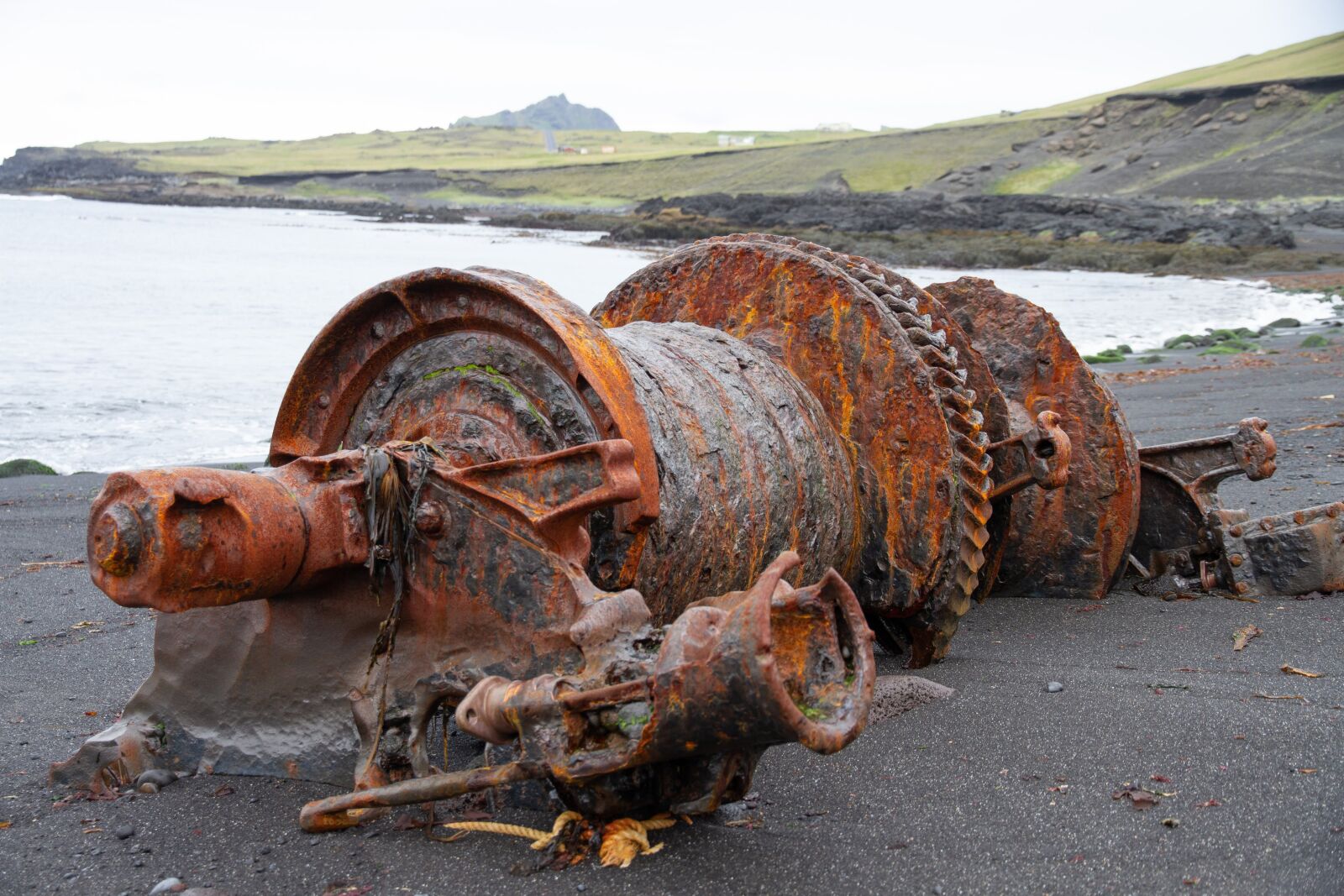 Canon EOS 7D sample photo. Iceland, beach, iron photography