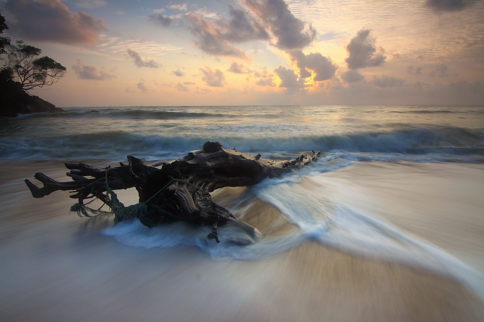 Canon EOS 50D sample photo. Beach, sand, sea photography