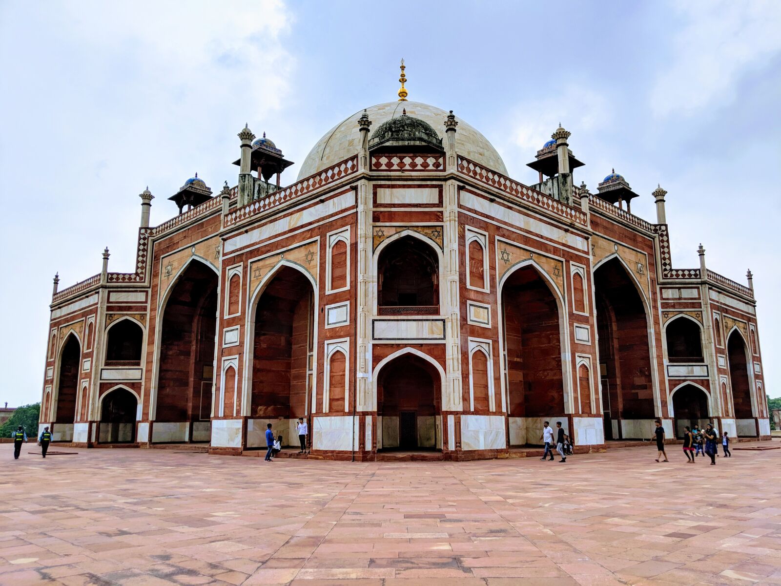 Google Pixel 2 XL sample photo. Humayun's tomb, humayun tomb photography