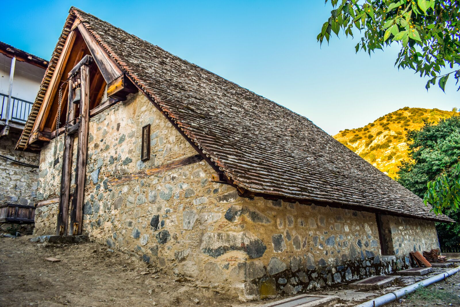 Nikon D3300 sample photo. Church, roof, religion photography