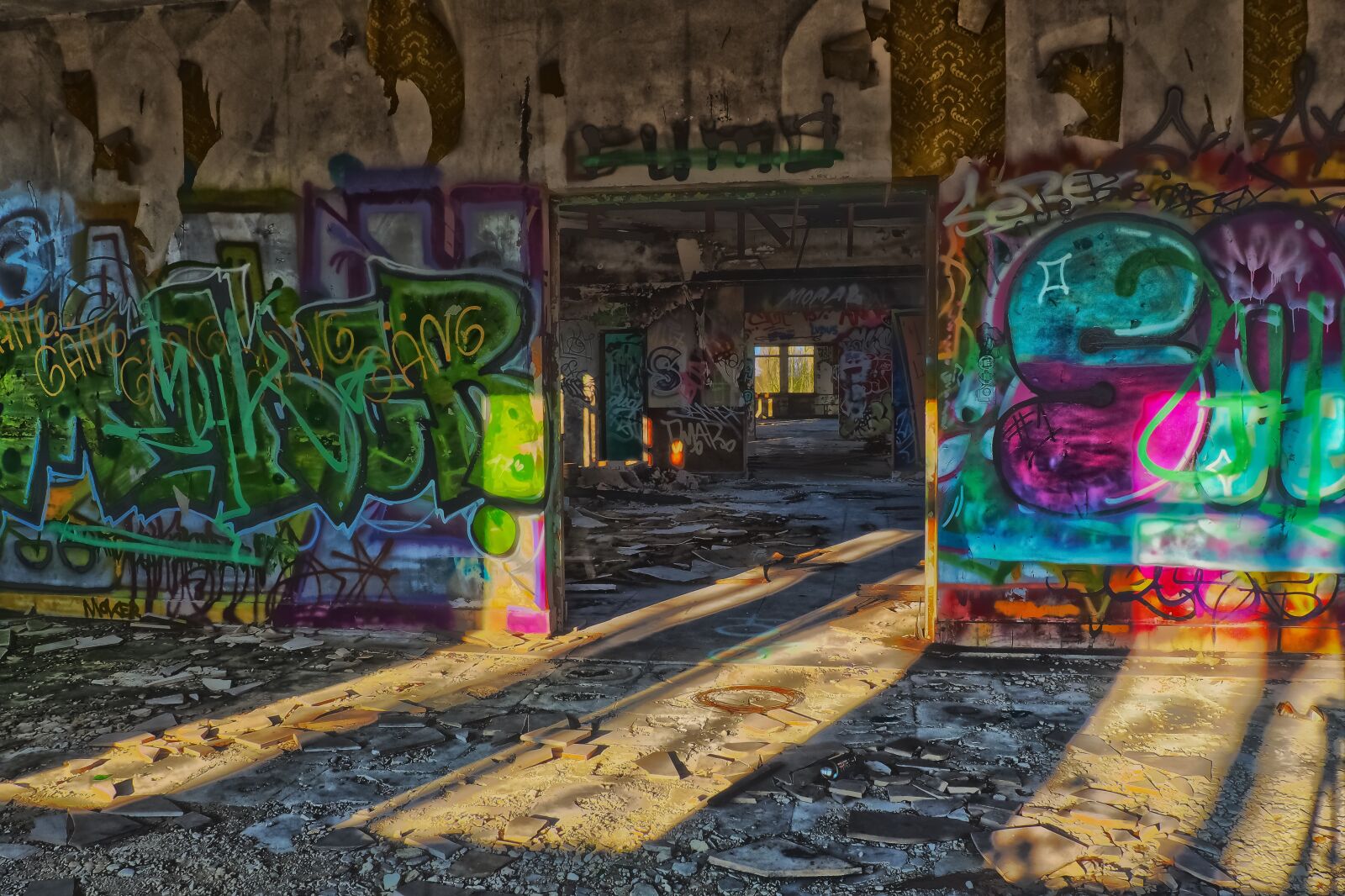 Olympus OM-D E-M10 sample photo. Lost places, building, abandoned photography