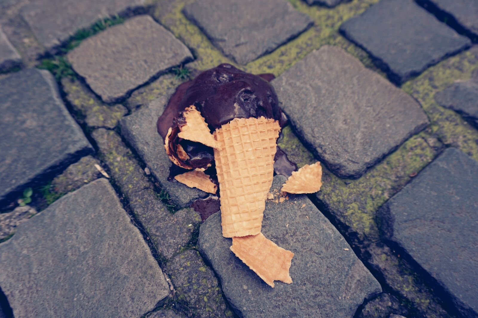 Sony a6000 sample photo. Ice, chocolate, waffles photography