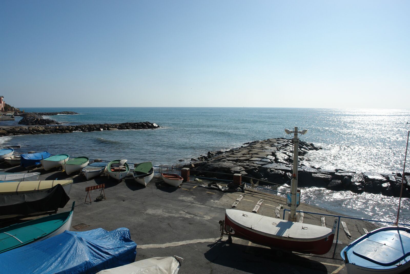 Sony DSC-R1 sample photo. Sea, boats, water photography