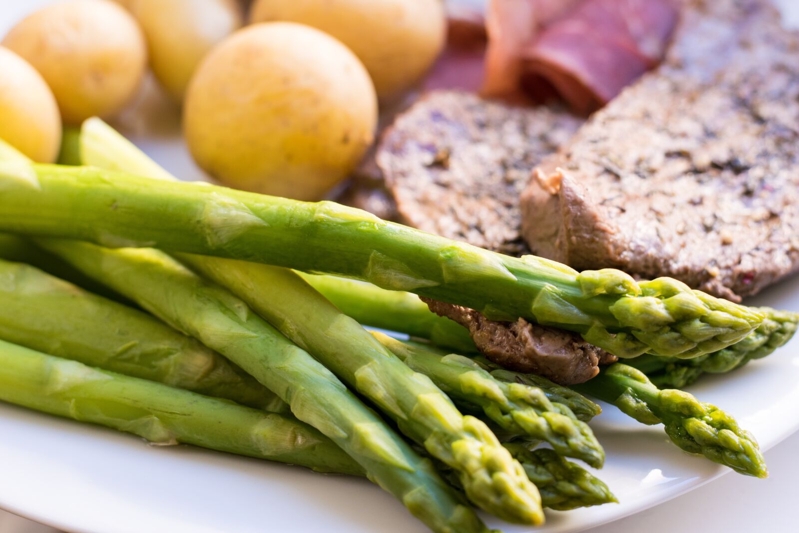 Nikon D3300 sample photo. Dinner, diet, nutrition photography