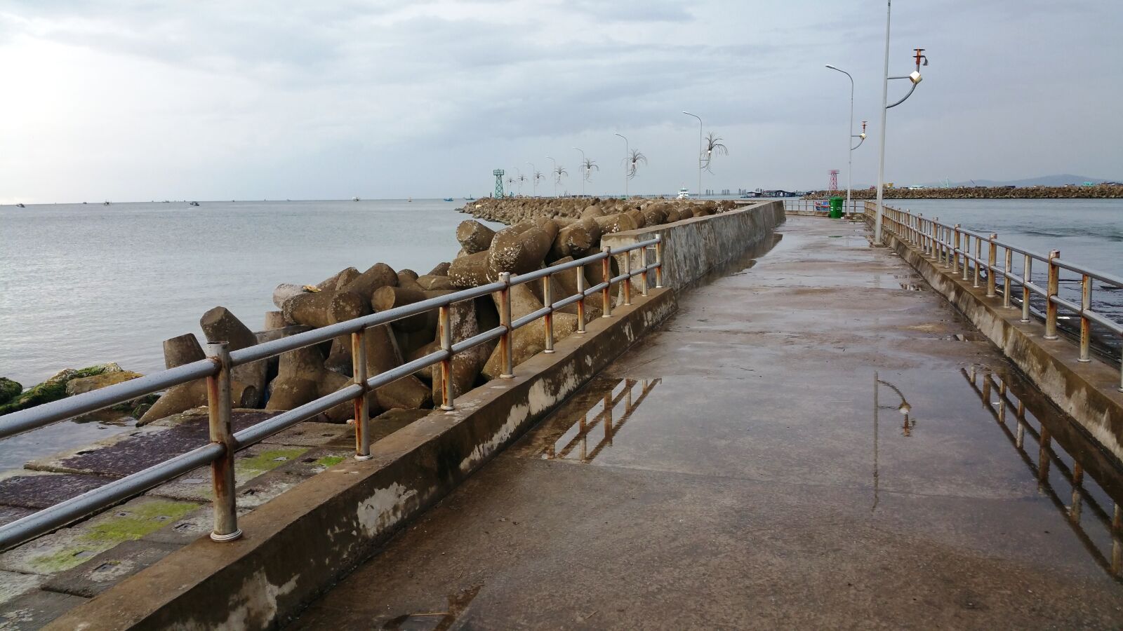 Samsung Galaxy Note4 sample photo. Water, sea, pier photography
