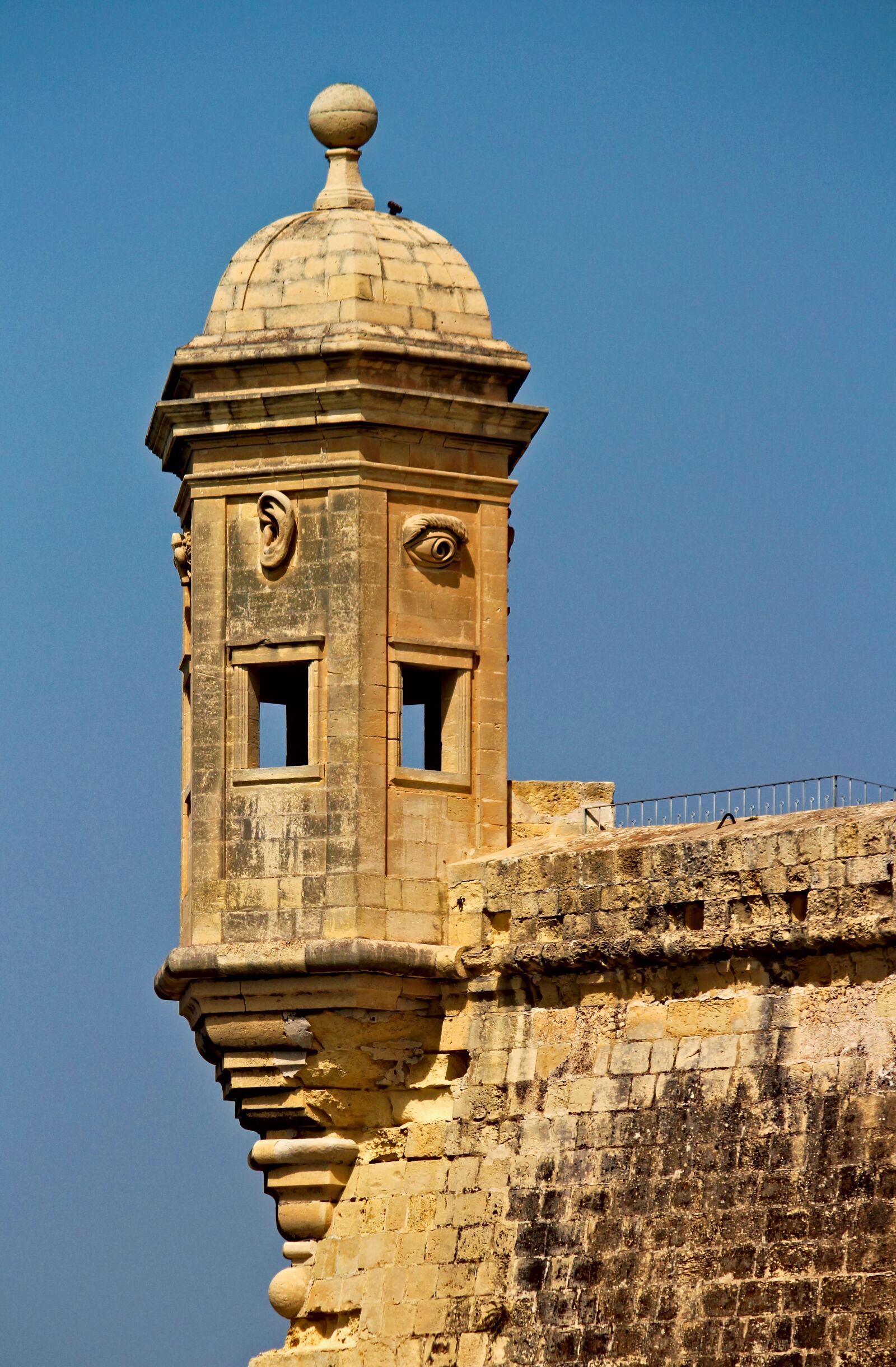 Canon EOS 550D (EOS Rebel T2i / EOS Kiss X4) sample photo. Tower, stone works, masonry photography