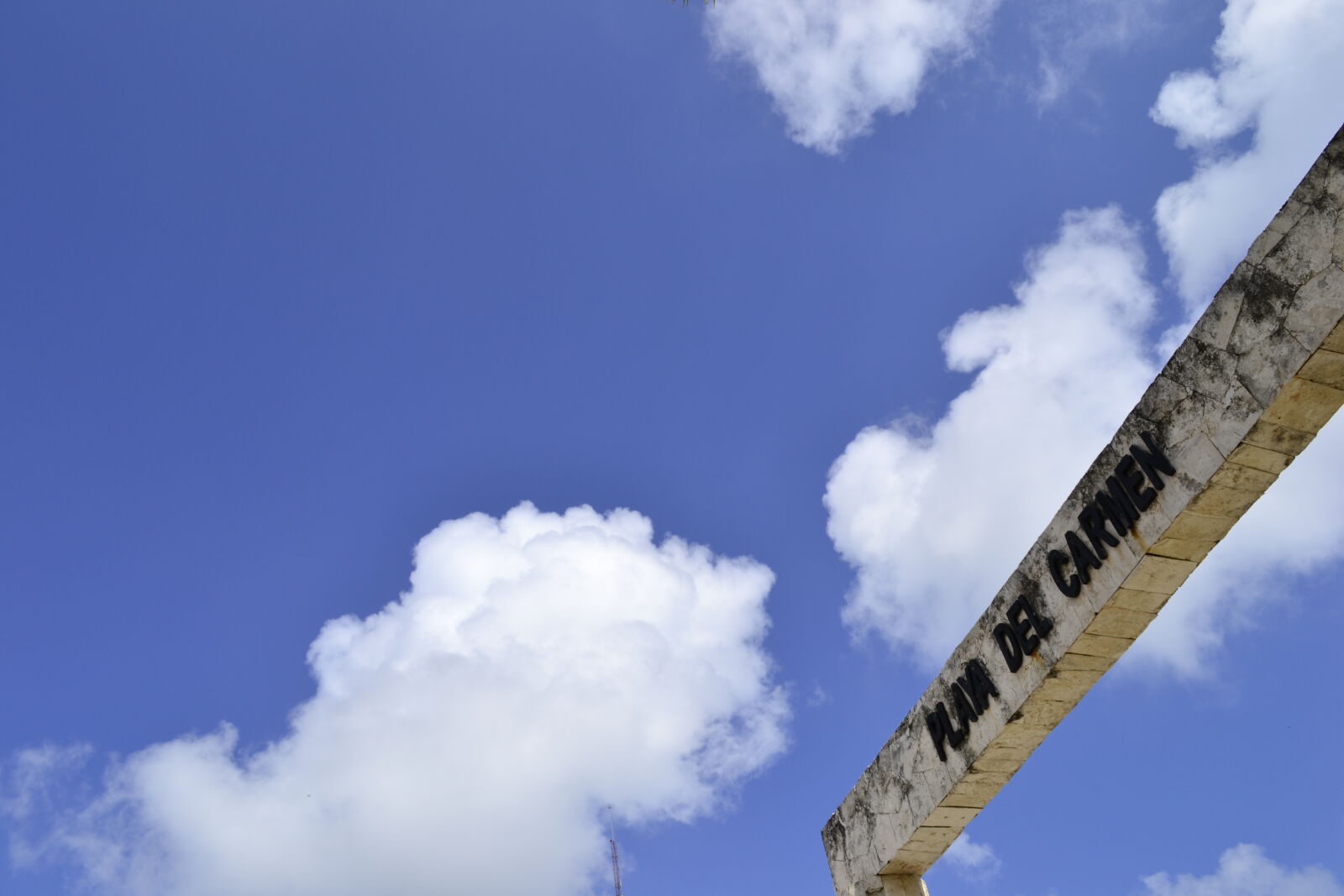 Nikon D3100 sample photo. Playa, sky photography