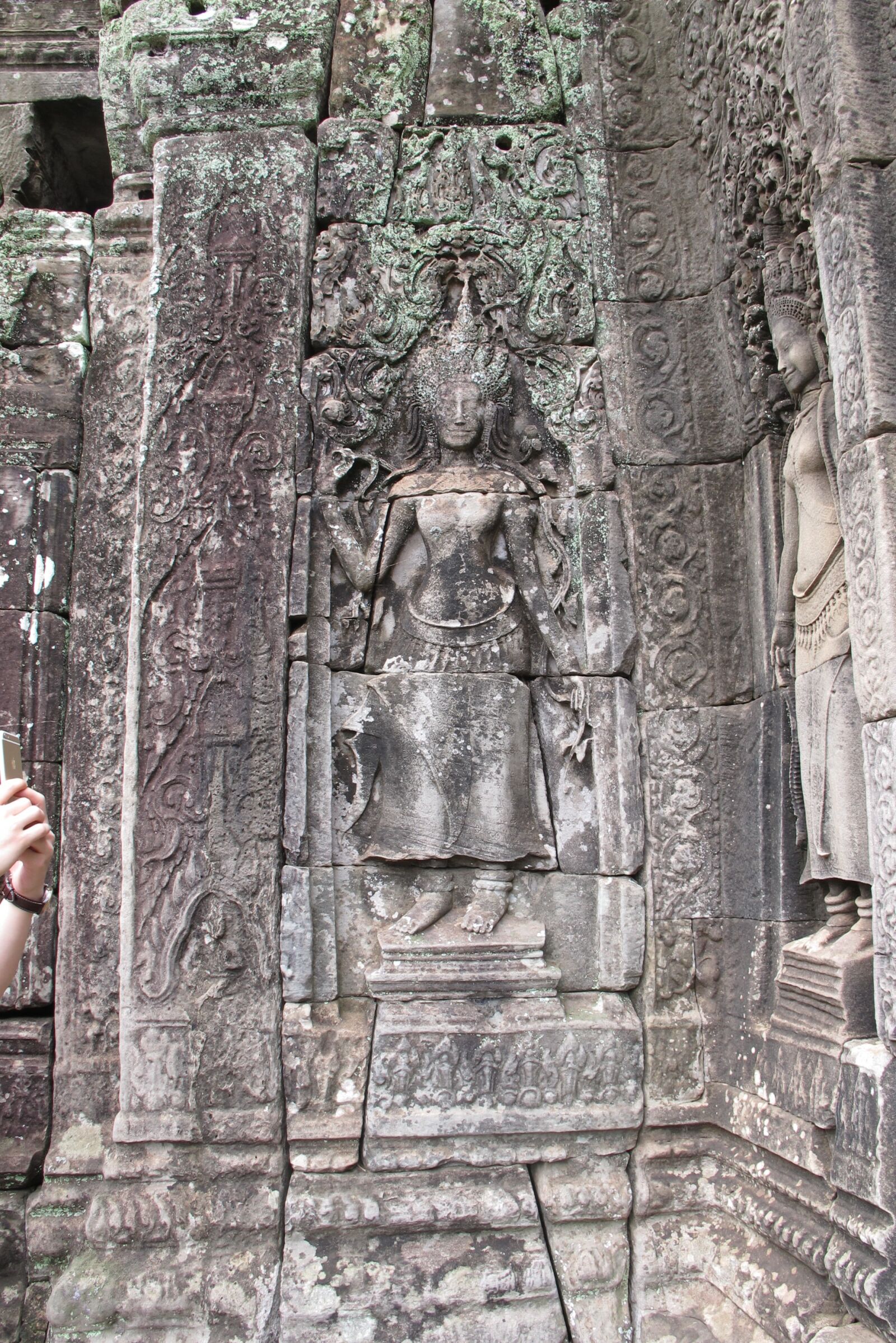Canon PowerShot G12 sample photo. Cambodia, angkor wat, tourism photography
