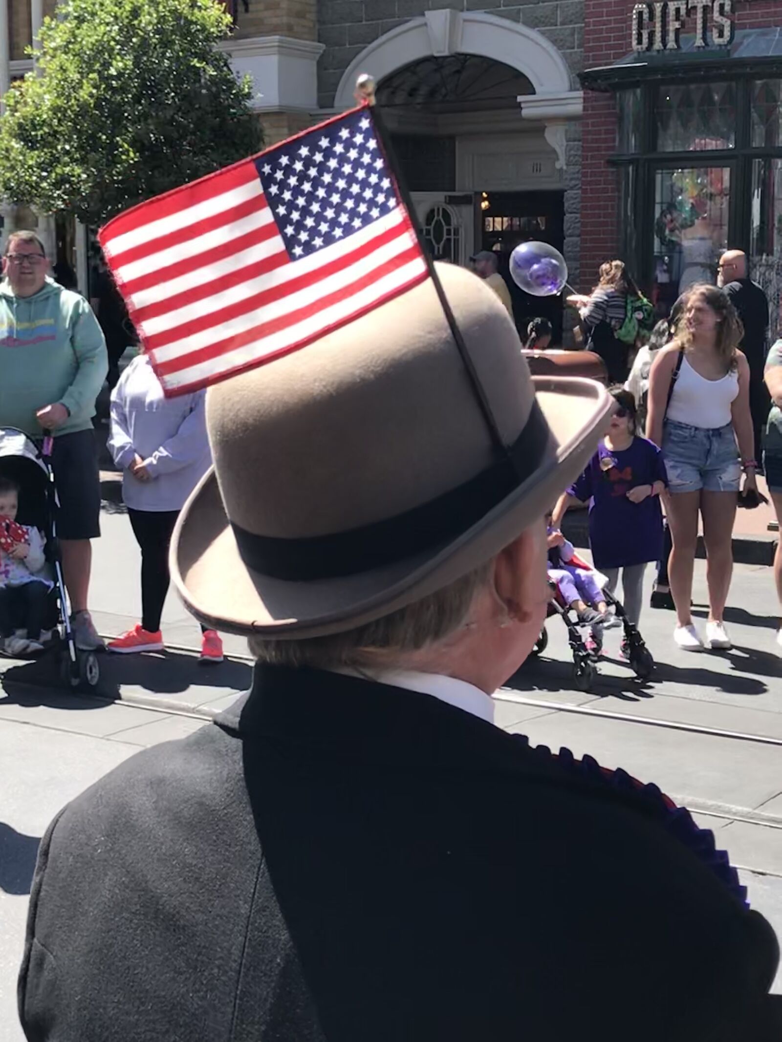Apple iPhone 7 Plus sample photo. American flag, hat, usa photography