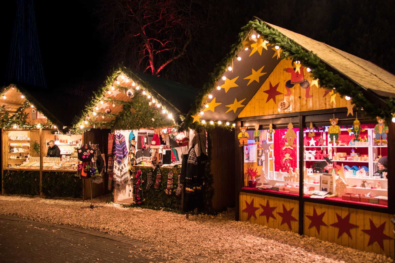 Nikon D5500 sample photo. Christmas market, night photograph photography