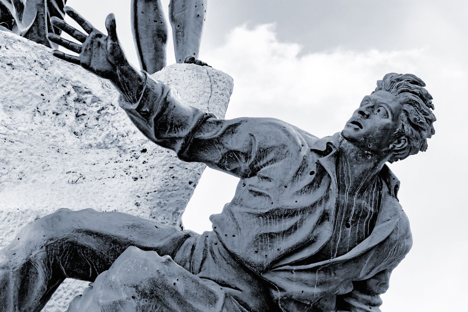 Pentax K-1 Mark II sample photo. Statue, bronze, metal photography