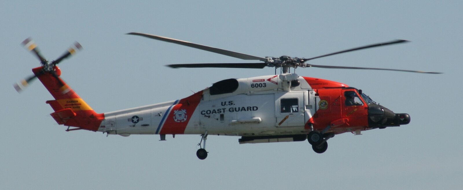 Canon EOS 400D (EOS Digital Rebel XTi / EOS Kiss Digital X) sample photo. Coast guard, military, helicopter photography