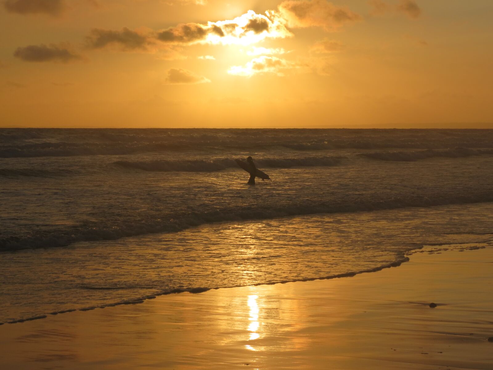 Canon PowerShot SX40 HS sample photo. Surf, surfing, surfer photography