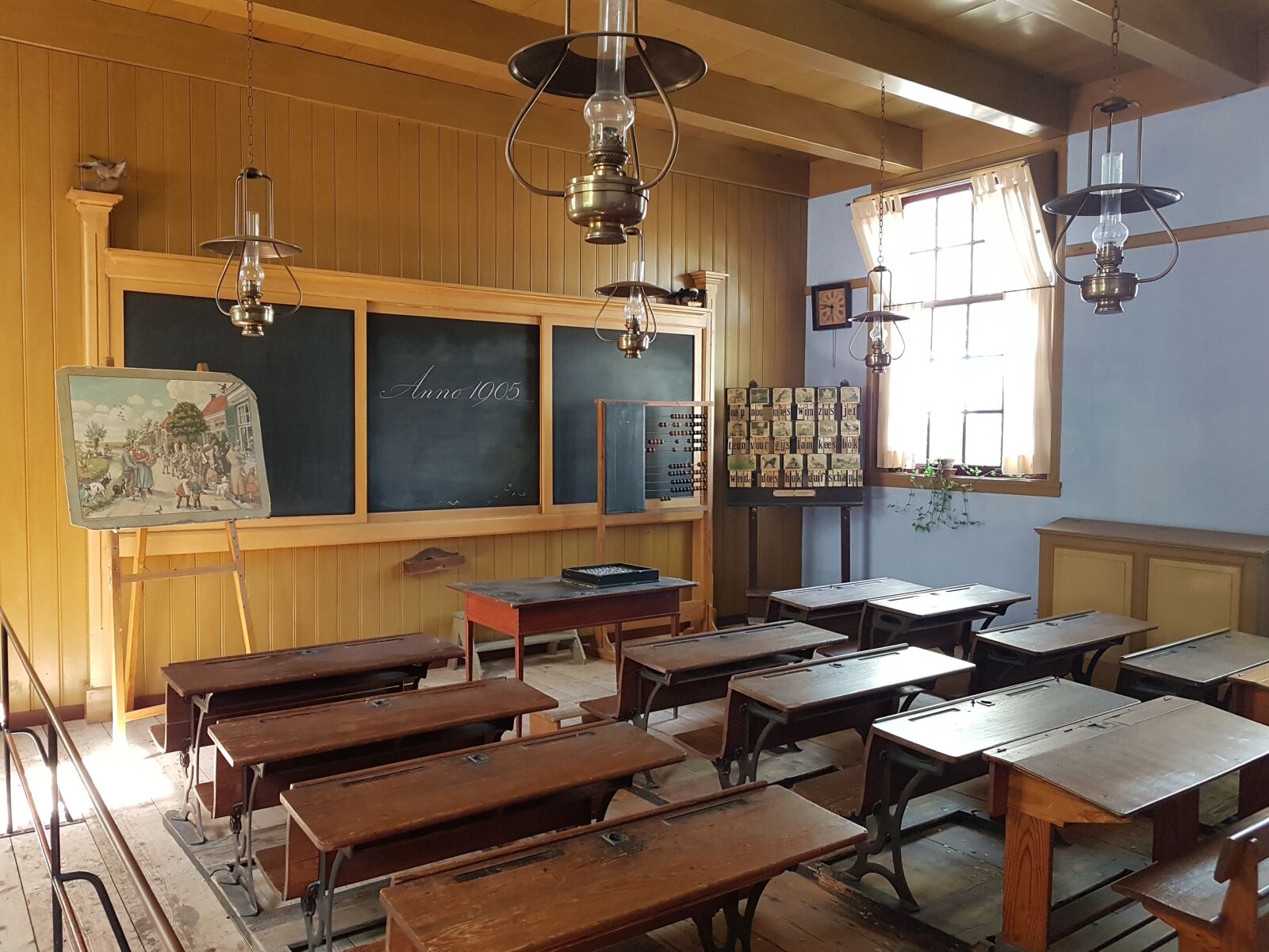 Samsung Galaxy S7 sample photo. 1905, museum, old, school photography