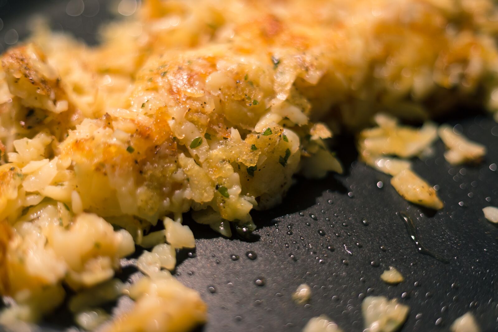 Canon EOS 6D + Canon EF 50mm F1.8 STM sample photo. Cooking, kitchen, hash browns photography