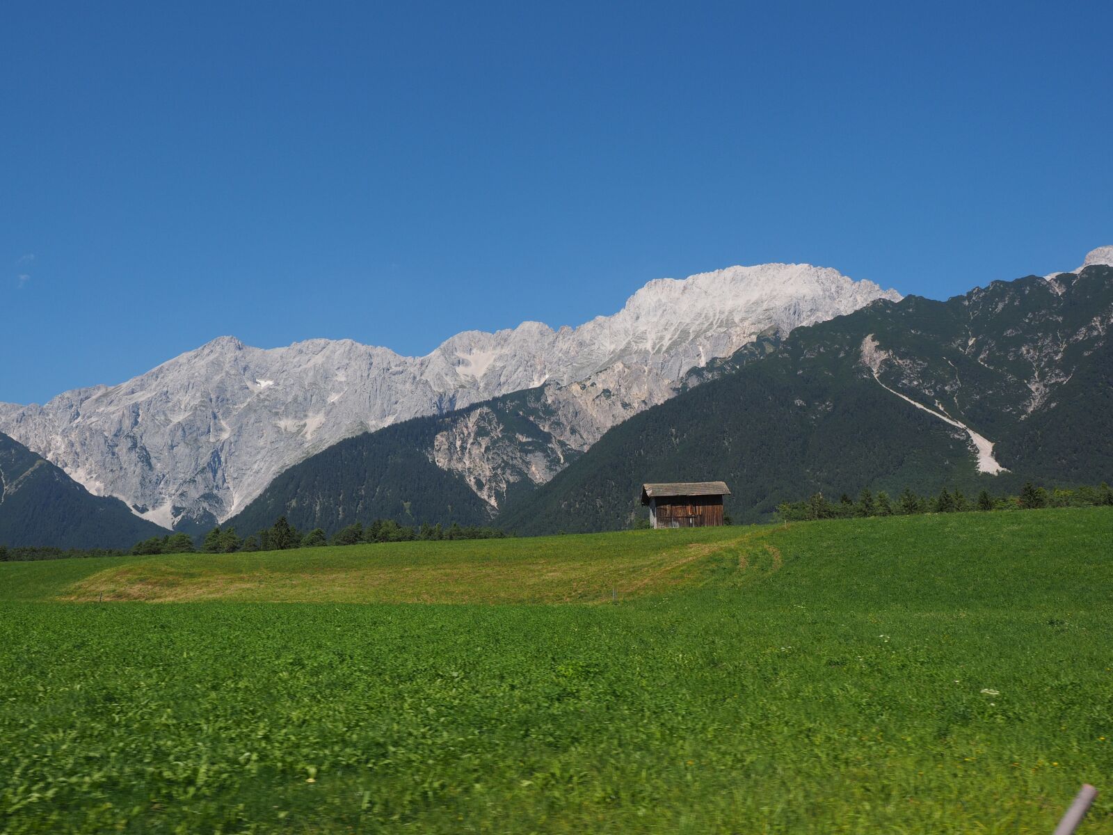 Olympus OM-D E-M1 + Olympus M.Zuiko Digital ED 12-40mm F2.8 Pro sample photo. Mieminger chain, mountain range photography