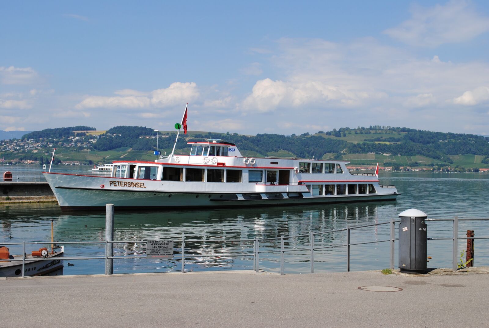 Nikon D3000 sample photo. Ship, switzerland, lake photography