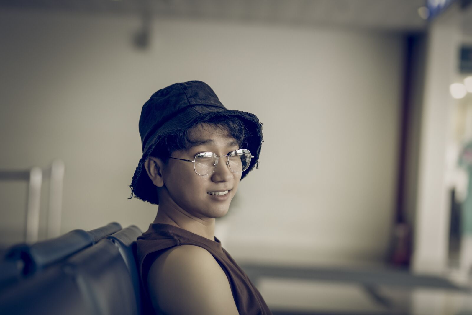 Canon EF 85mm F1.8 USM sample photo. Man, the hat, eye photography