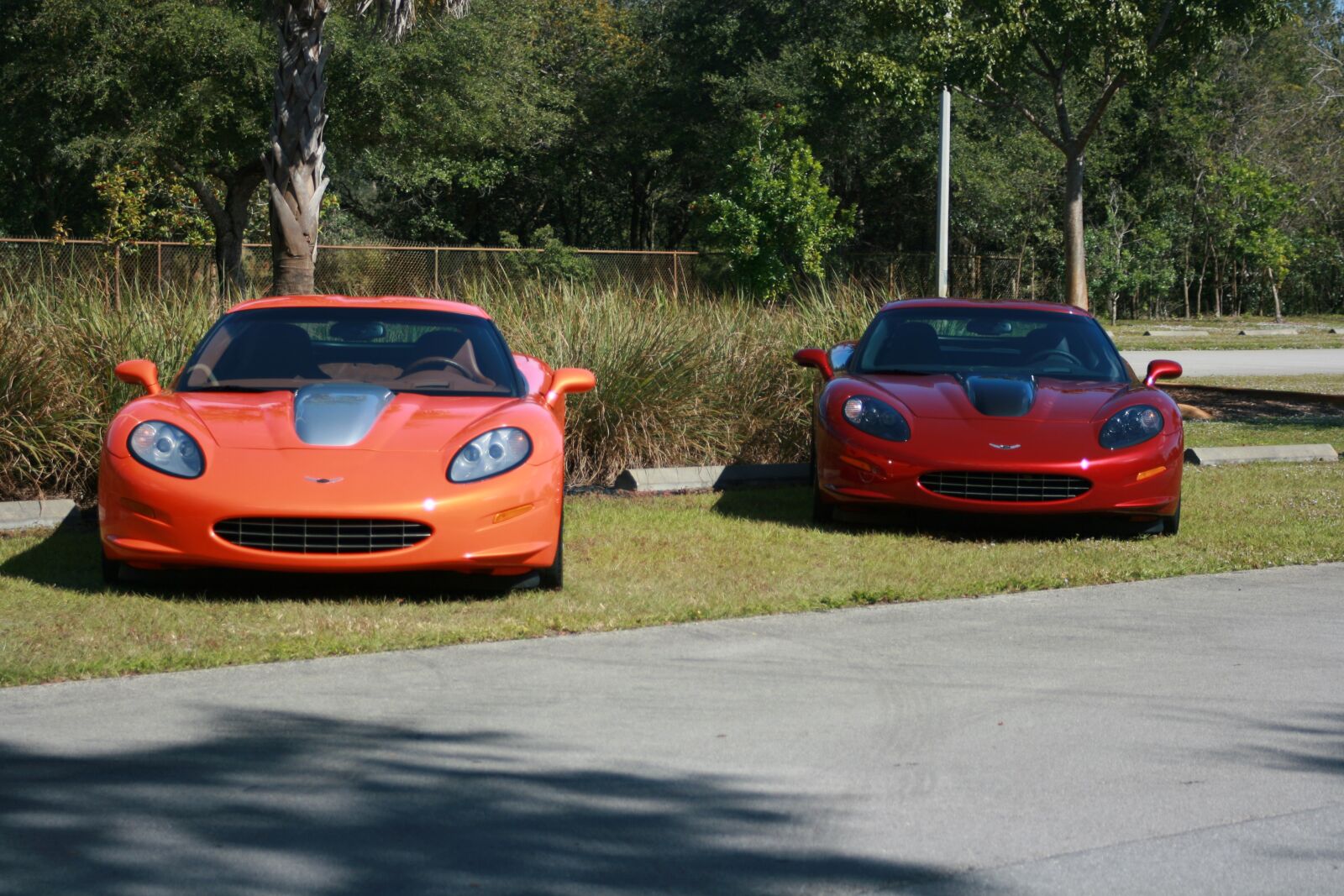 Canon EOS 400D (EOS Digital Rebel XTi / EOS Kiss Digital X) sample photo. Callaway, c16, supercar photography