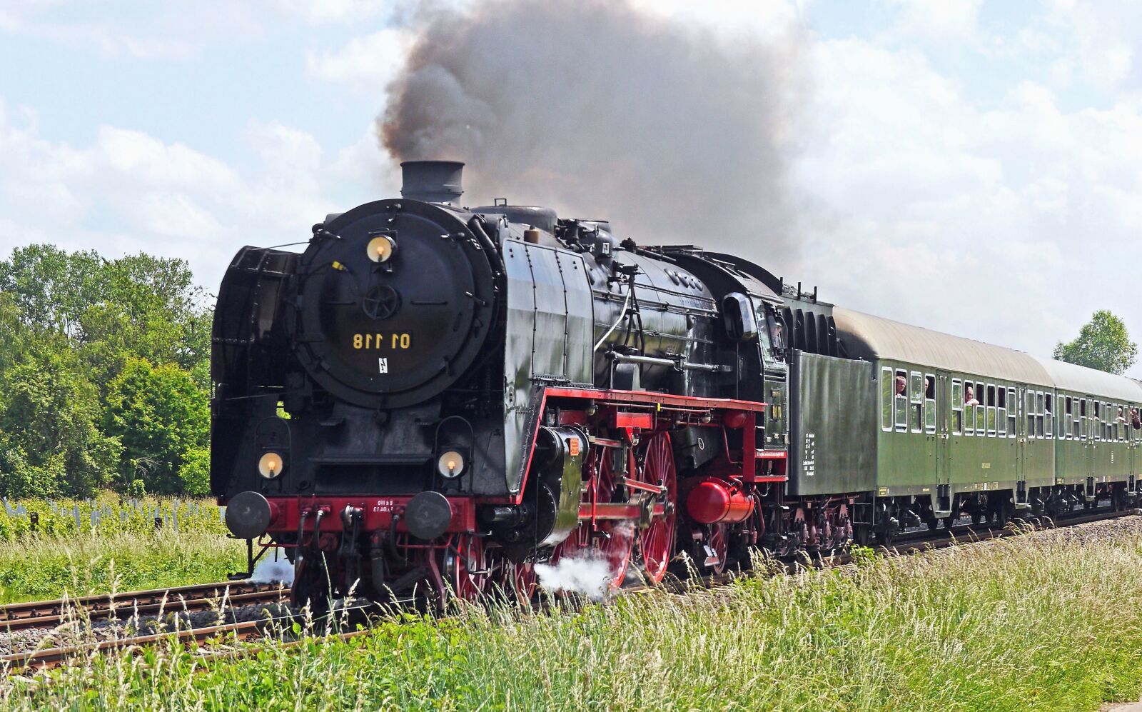Panasonic Lumix DMC-GH3 sample photo. Transport, train, railroad, travel photography