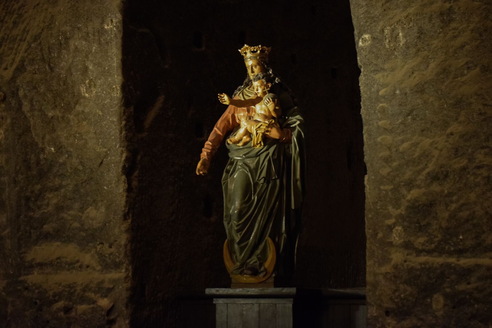 Nikon D3300 sample photo. Madonna, virgin mary, statue photography