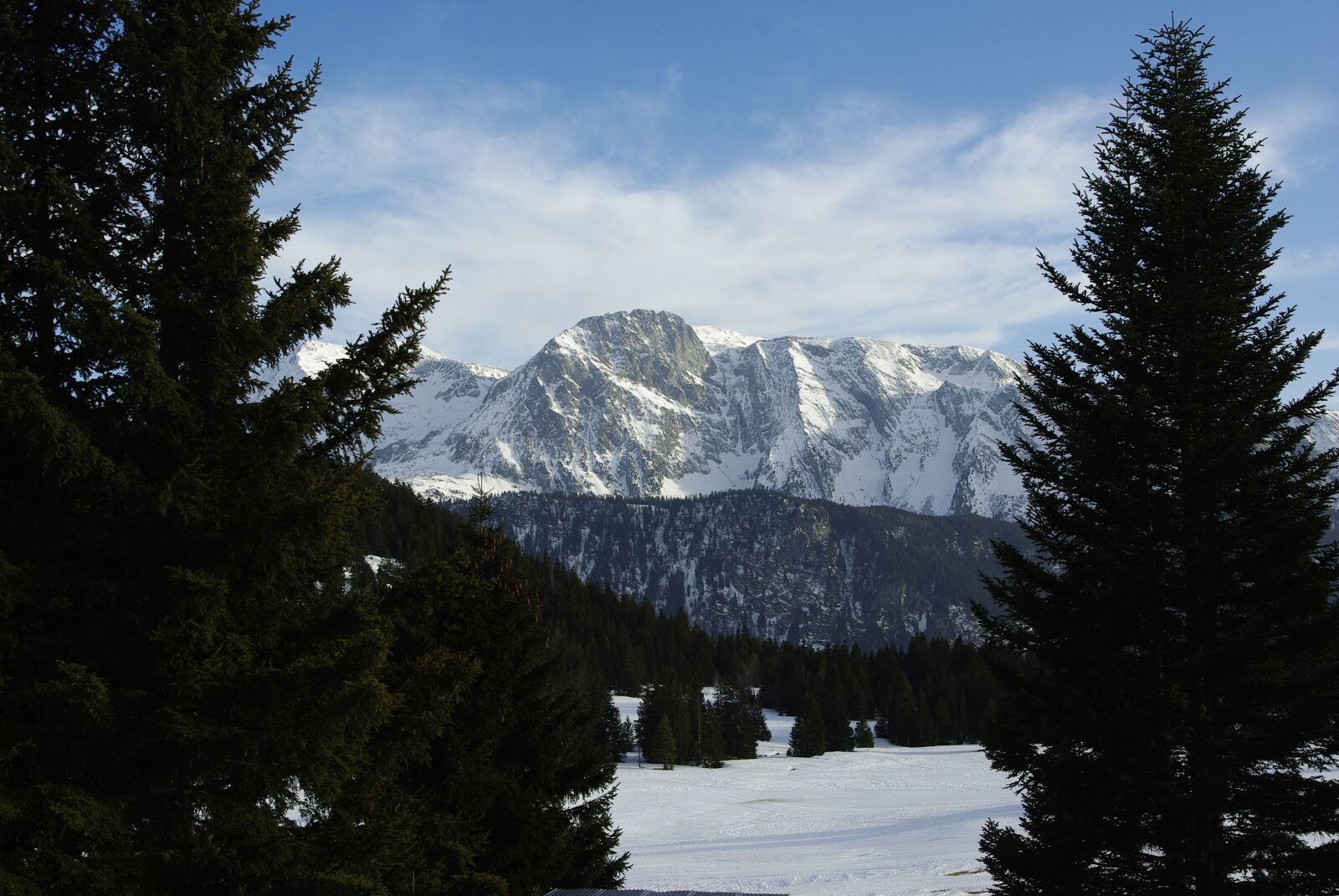 Pentax K200D sample photo. Alps, chamrousse, the nordic photography