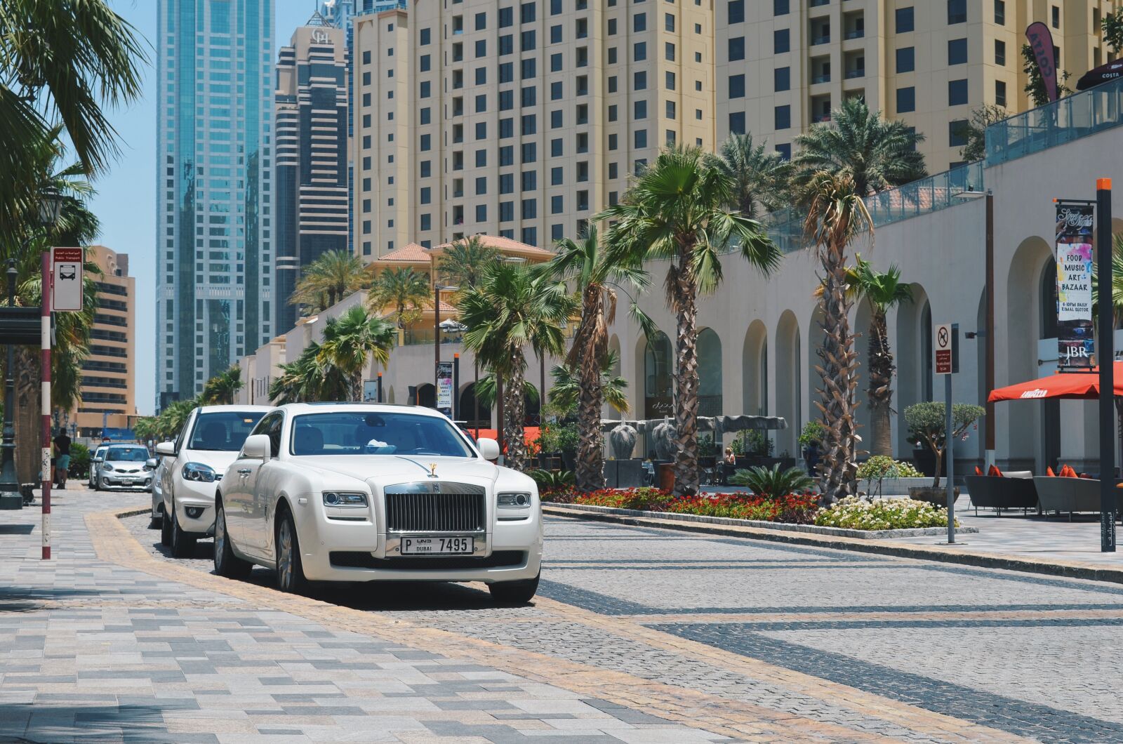 Nikon D5100 sample photo. Car, city, dubai, luxury photography