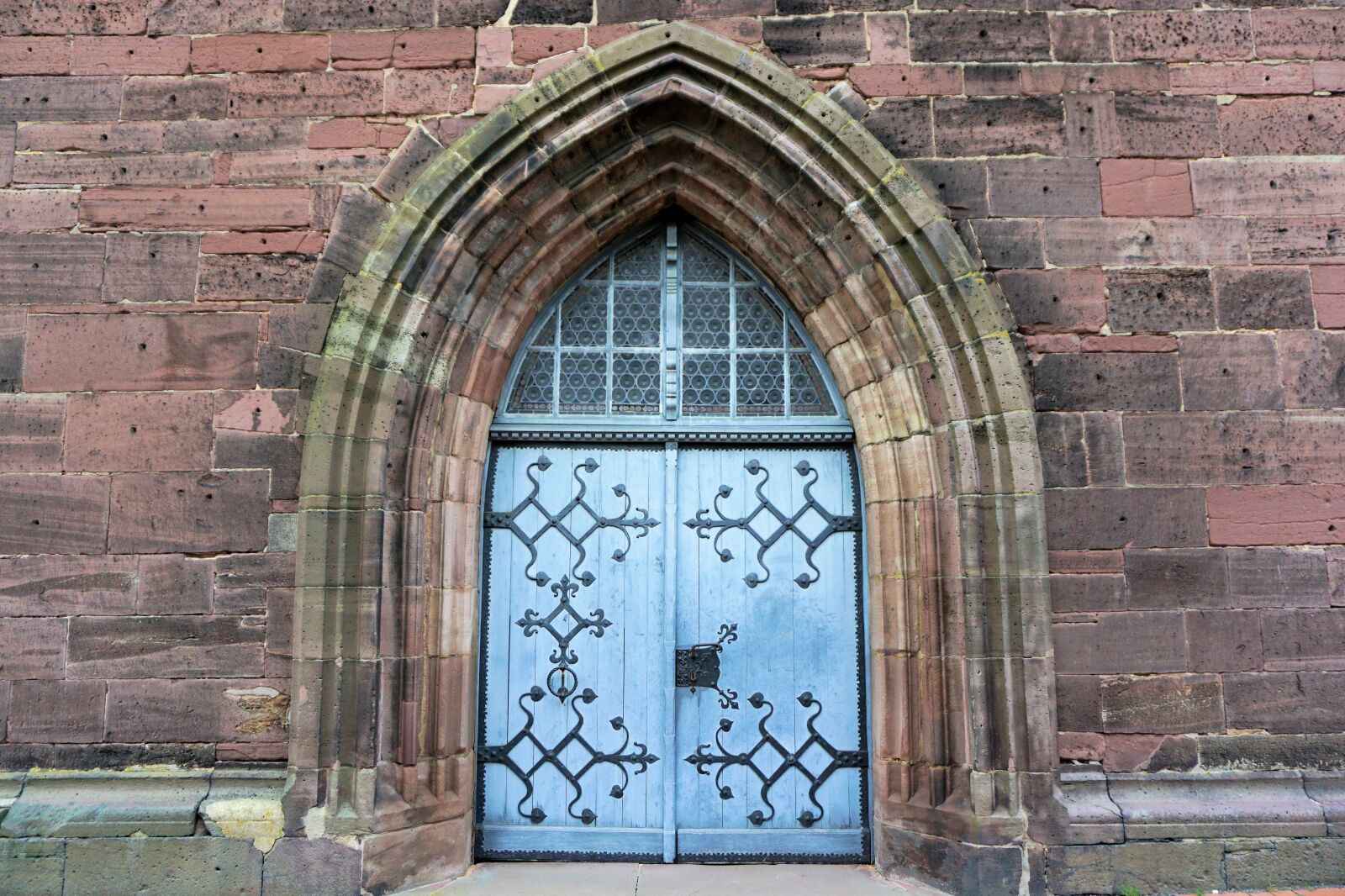 Sony a6000 sample photo. Goal, gate, church photography